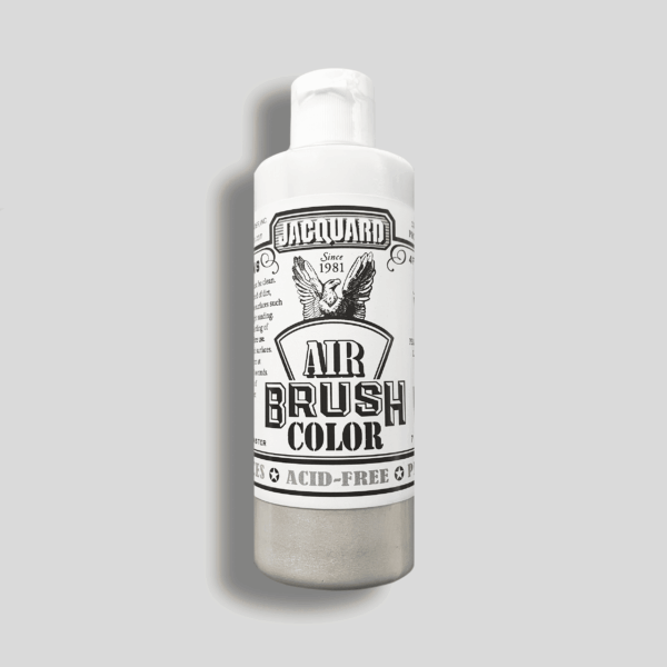 langwerpige fles met wit etiket met daarop een arend en in zwart met witte letters de tekst air brush color JAB2306 metallic copper