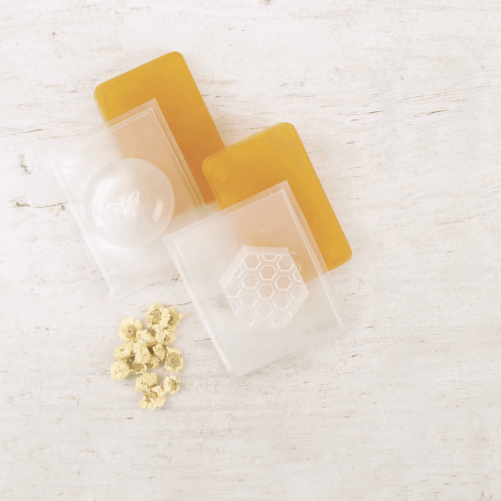 DIY kit - Making honey soap with dried chamomile Graine Creative - Image 2